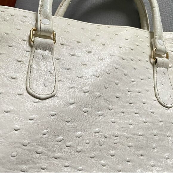 Vintage faux ostrich purse - Picture 6 of 6